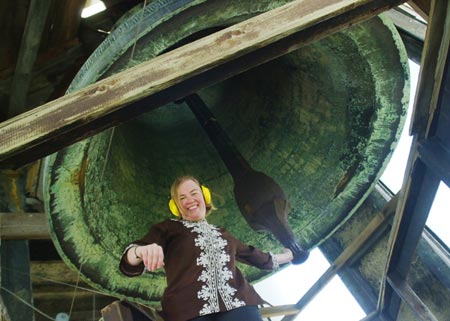 Aara Edwards swings the