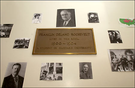 Plaque in FDR's old dorm
