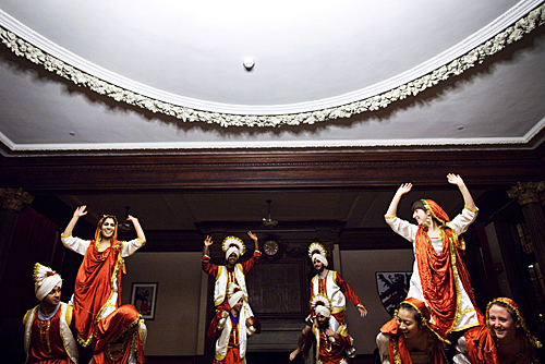 Do that Bhangra