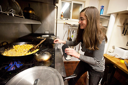 Stirrin' and fryin'