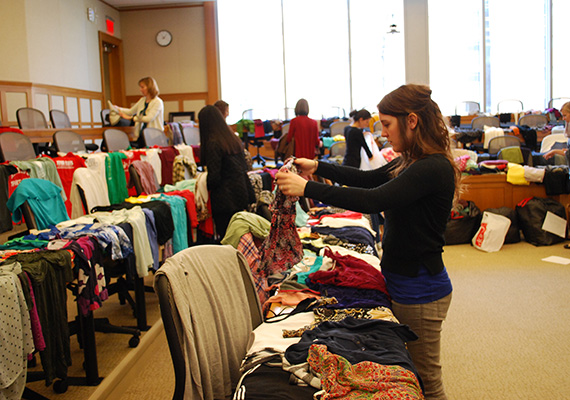 Harvard Law School's Women’s Law Association held its annual clothing Swapaganza April 17. The remaining items were given to two local shelters. Photo by Maria Scenna