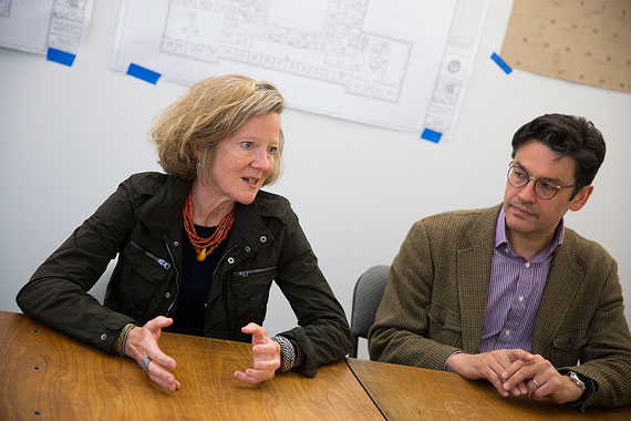 Houghton Associate Curator of Modern and Contemporary Art Mary Schneider Enriquez and senior conservation scientist Narayan Khandekar discussed the new technology and the importance of Rothko’s works. Photos by Stephanie Mitchell/Harvard Staff Photographer