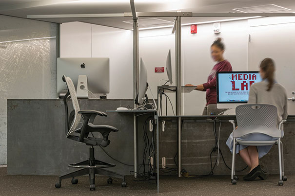 Harvard seniors' advice, stories recorded at Cabot Science Library ...