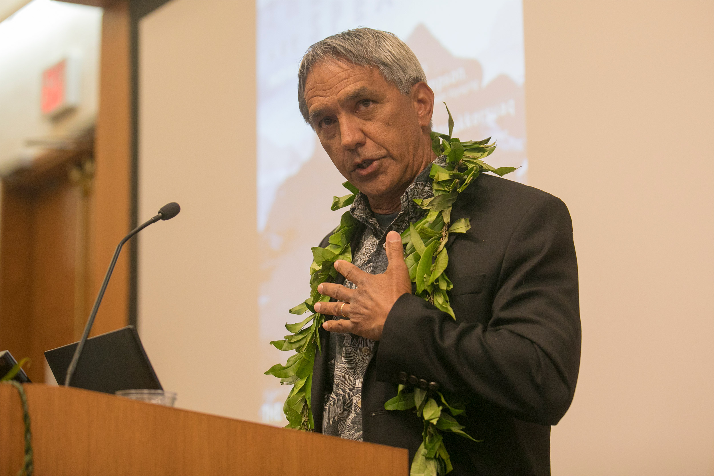 Nainoa Thompson at the podium