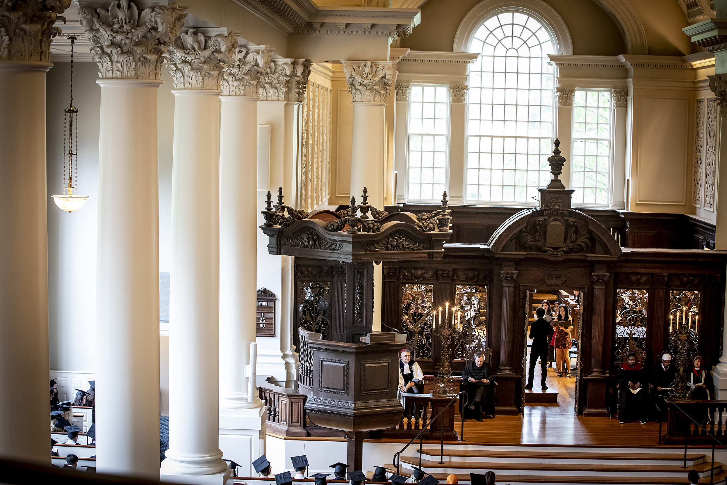 Overview inside Memorial Church.