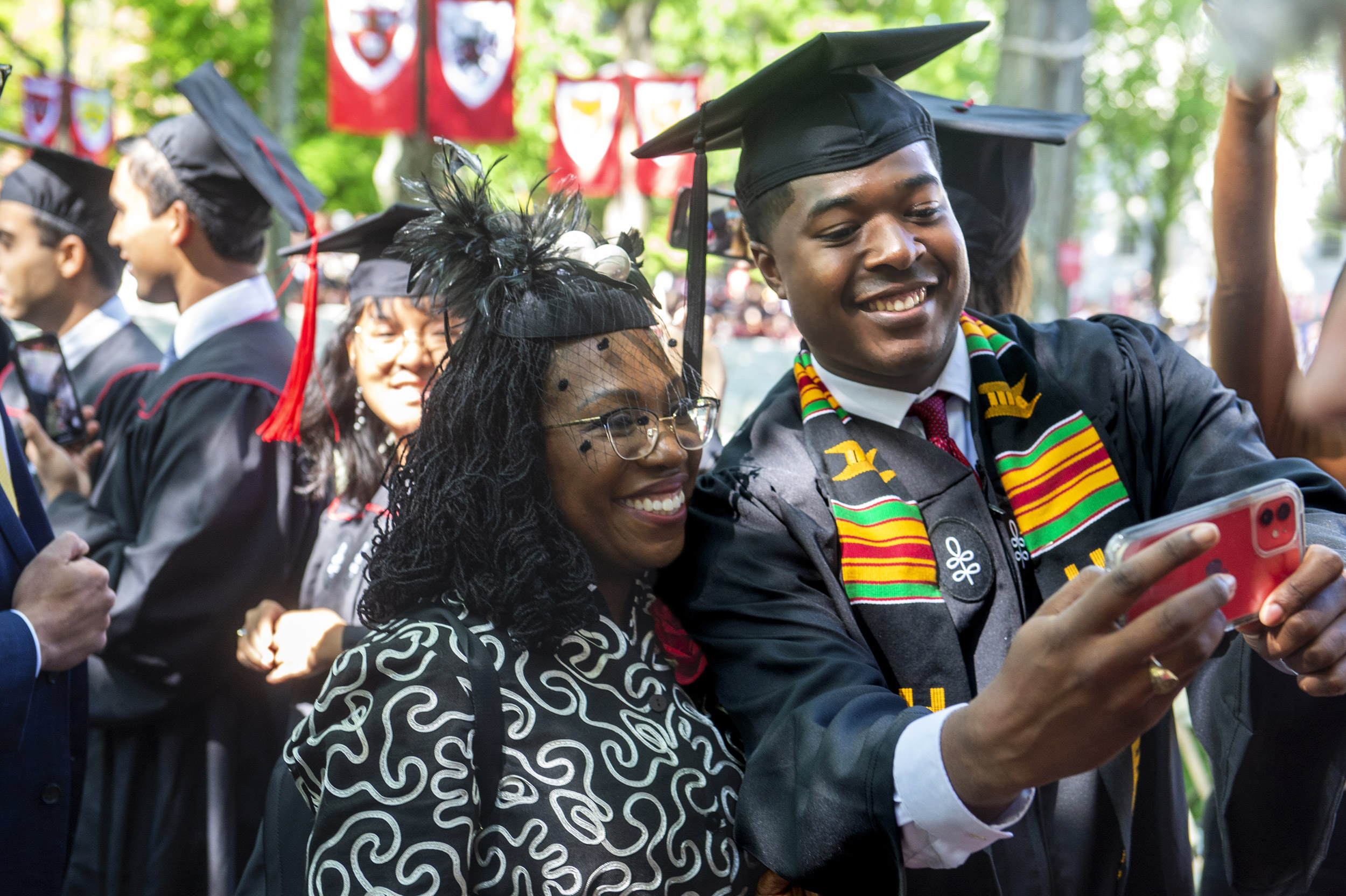 Noah Harris takes a selfie with new Supreme Court appointee Ketanji Brown Jackson.