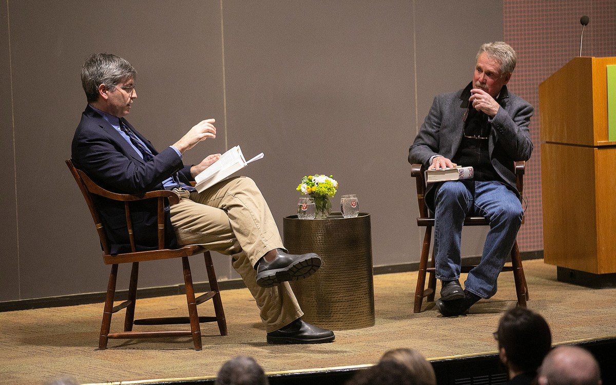 Carl Zimmer, left, and David Quammen in conversation