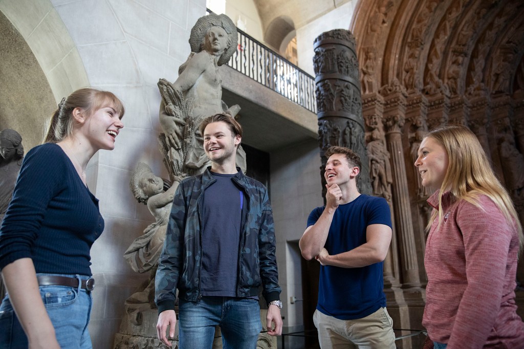 A group of German students talking