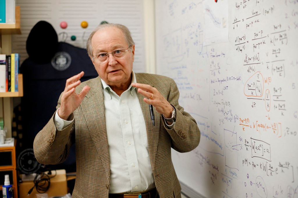 Juan Pérez-Mercader.