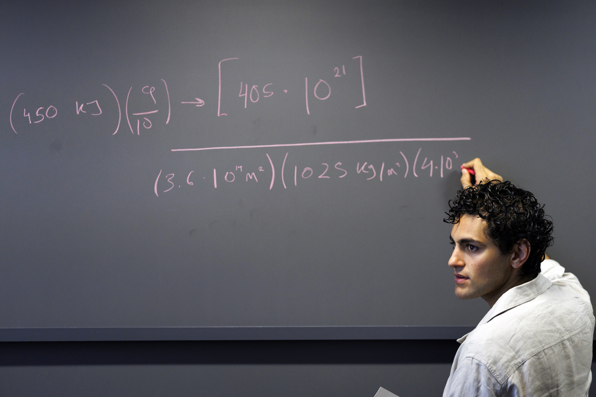 Said El Kadi ’26 is pictured during class in a Geological Museum Building seminar room.